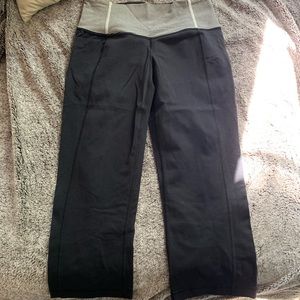Lulu lemon crop pants